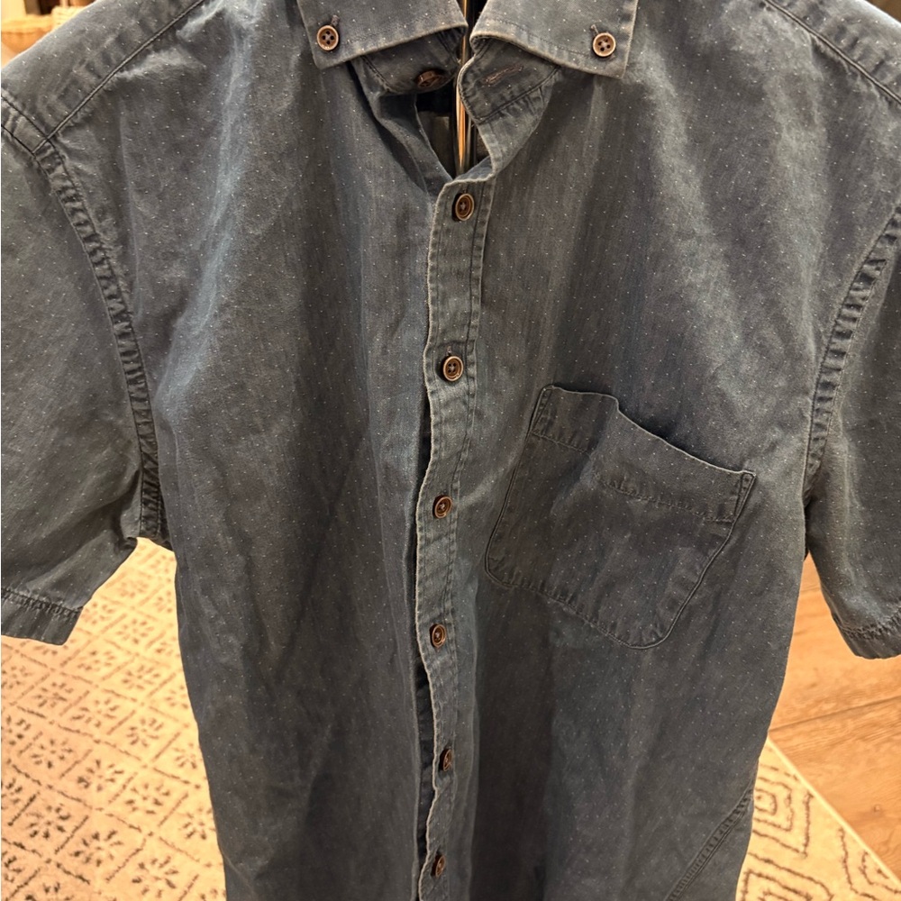 Casual Denim Button-Down Shirt for Men